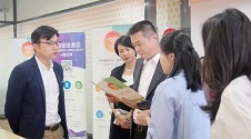 深圳市宝安区副区长高志远一行莅临应用公园考察调研
